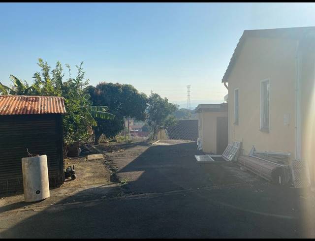 4 BEDROOM HOUSE FOR SALE IN CENTENARY PARK